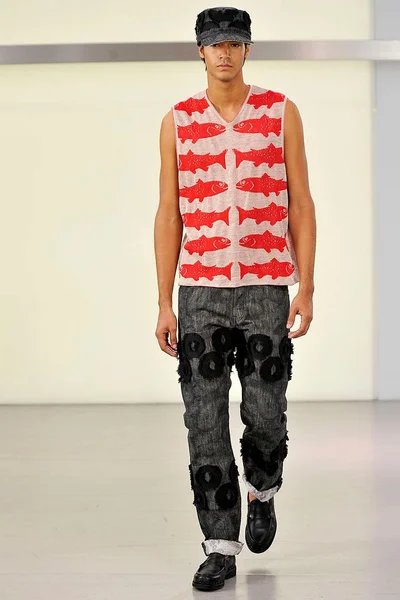 Look 9